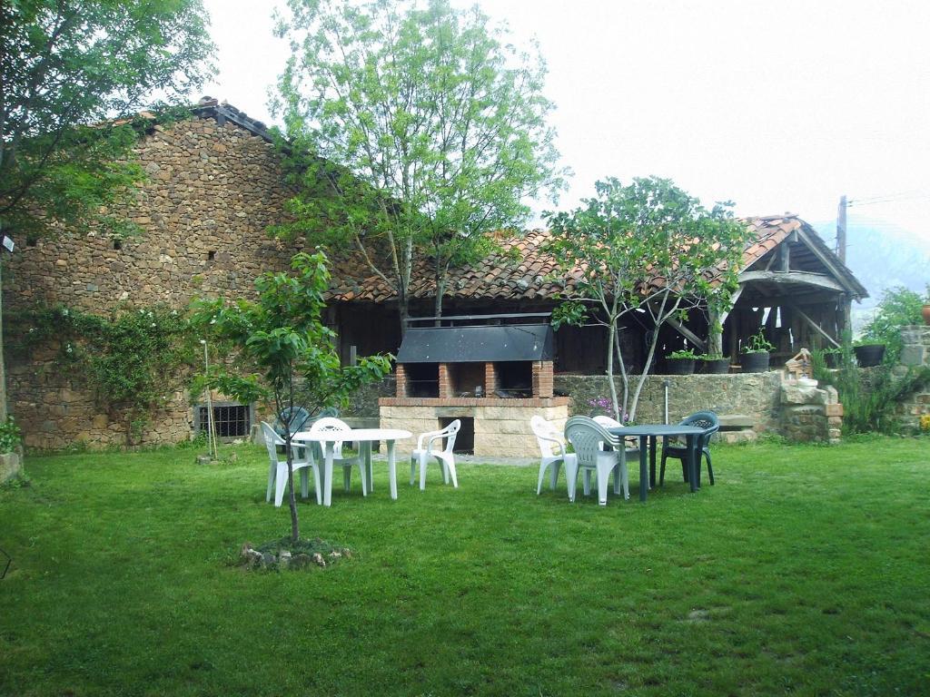Casa Rural Josefina Aliezo Exterior foto